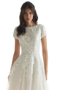 Morilee Modest trouwjurk Nichelle